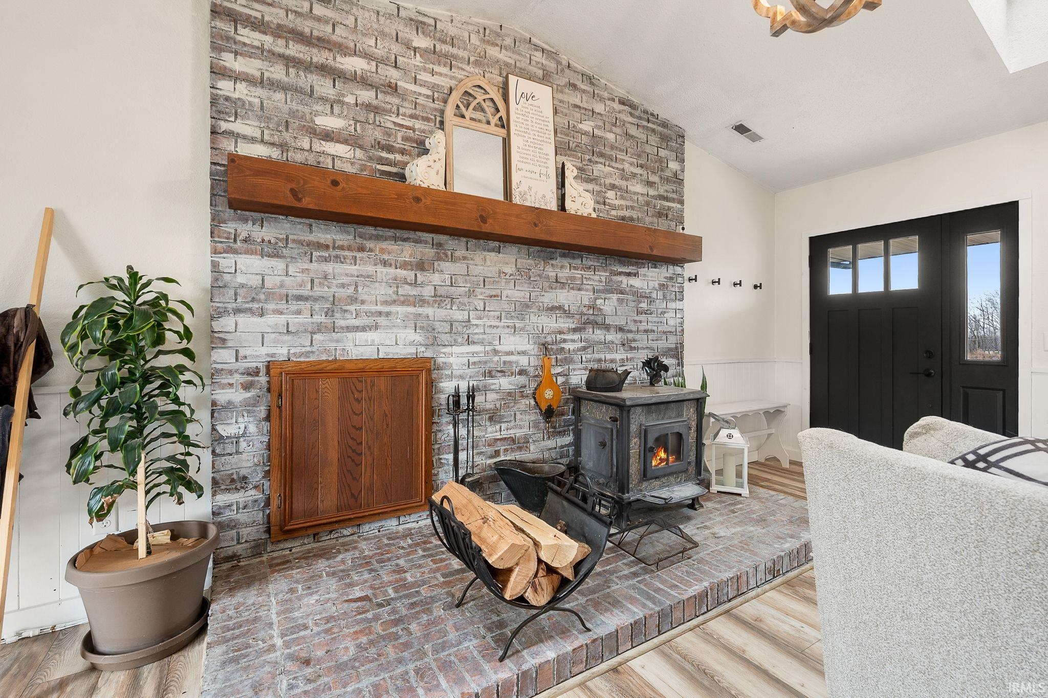 5600 Highway 1 Hamilton, IN 46742 - Photo 7 of 36