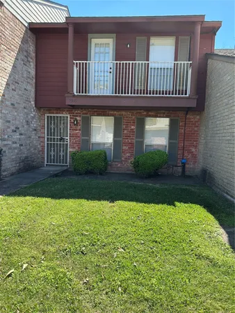 $1,285 | 9339 Westwood Village Drive, Houston, TX 77036