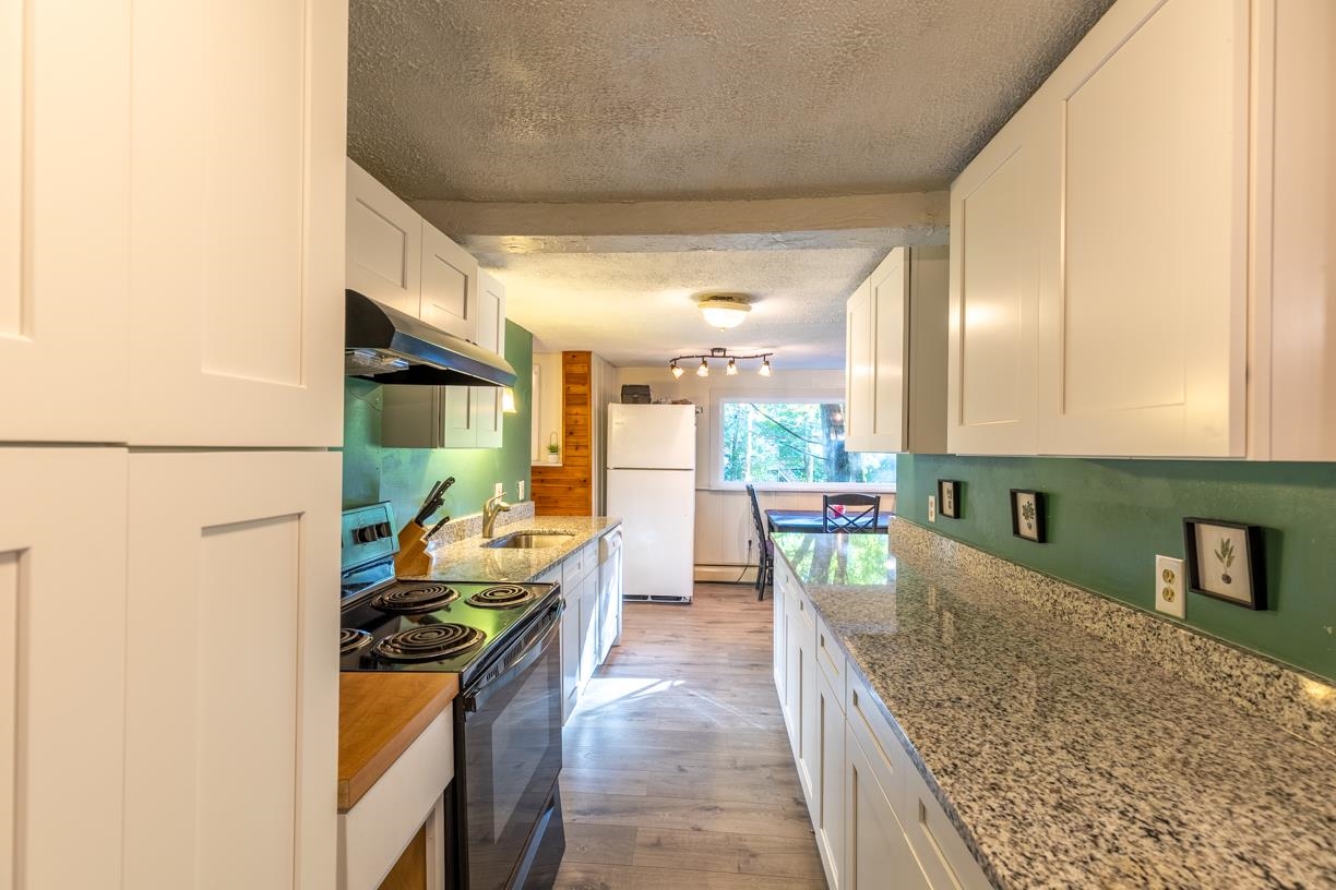 12 Webster Lane Barnstead, NH 03225 - Photo 5 of 42