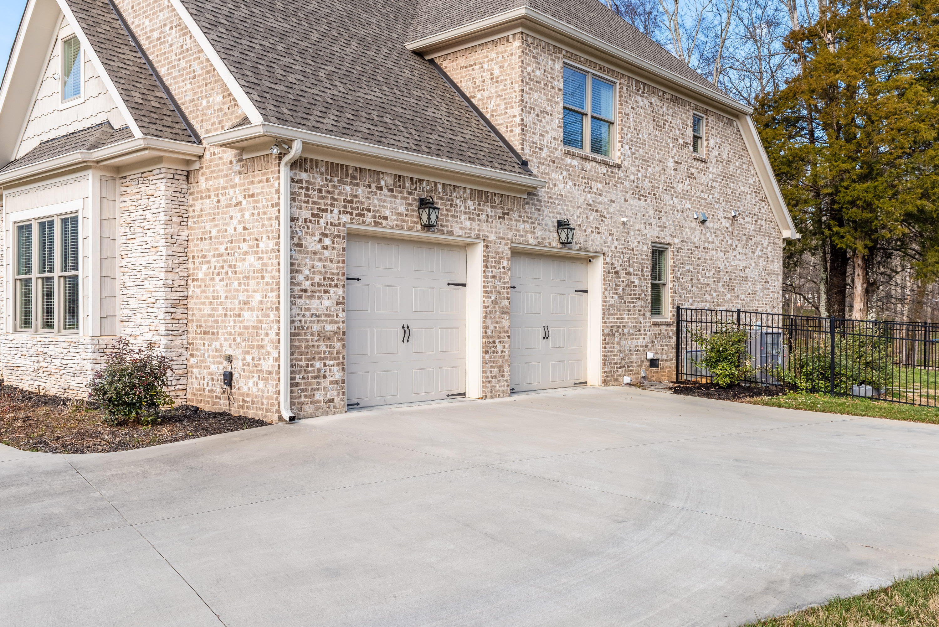 6564 Deep Canyon Road Hixson, TN 37343 - Photo 6 of 38 6564_Deep_Canyon_Rd_06