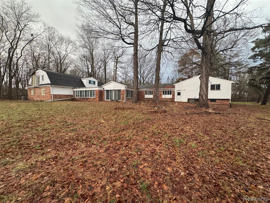 6221 West Maple Road West Bloomfield, MI 48322 - Photo 3 of 29
