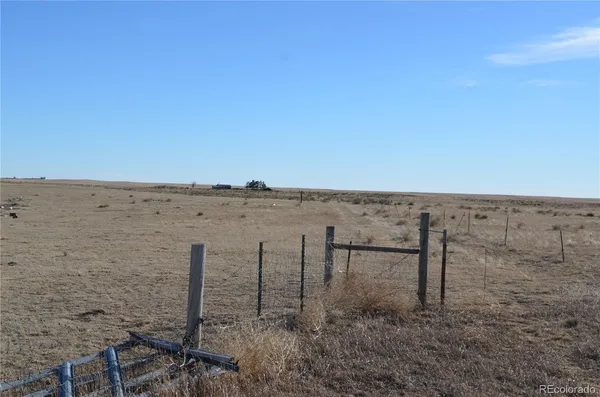 $59,900 | 40260 County Road 46, Matheson, CO 80830