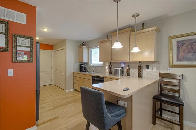 $280,000 | 4605 Hedges Avenue, Kansas City, MO 64133