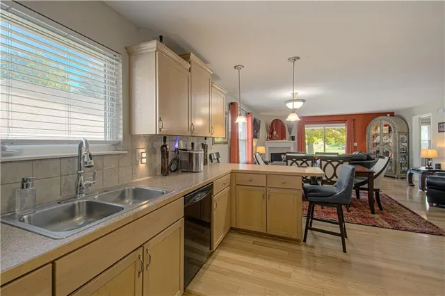 $280,000 | 4605 Hedges Avenue, Kansas City, MO 64133