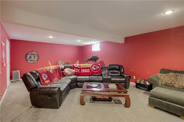 $280,000 | 4605 Hedges Avenue, Kansas City, MO 64133