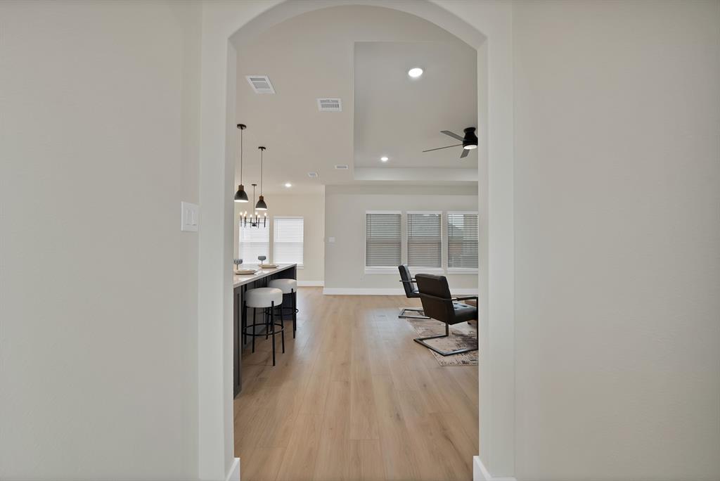 905 North Trinity Street Decatur, TX 76234 - Photo 11 of 40
