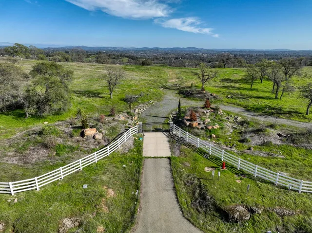 $950,000 | 1755 Sierra College Boulevard, Loomis, CA 95650