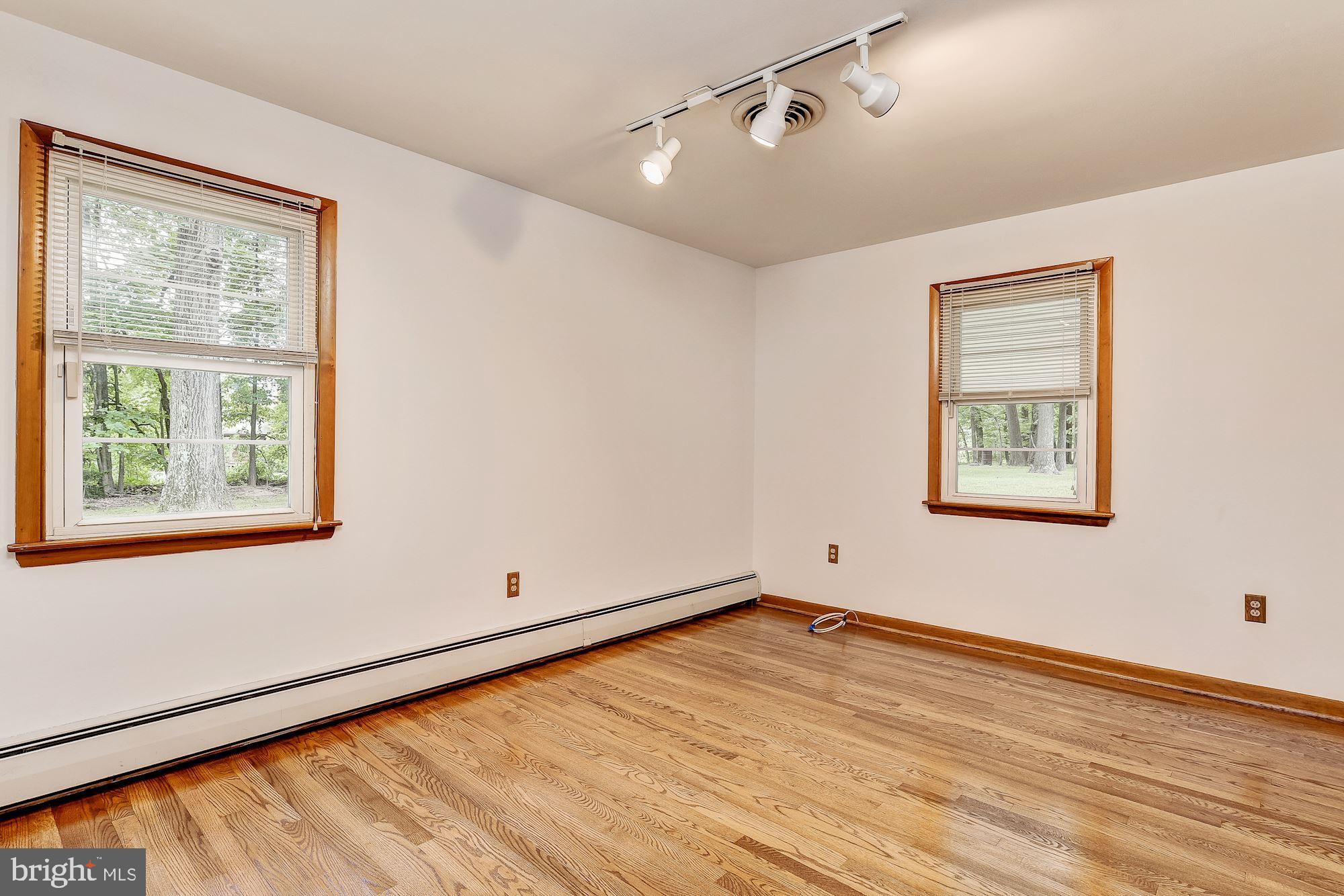 13211 Maple Grove Road Reisterstown, MD 21136 - Photo 16 of 38 Bedroom