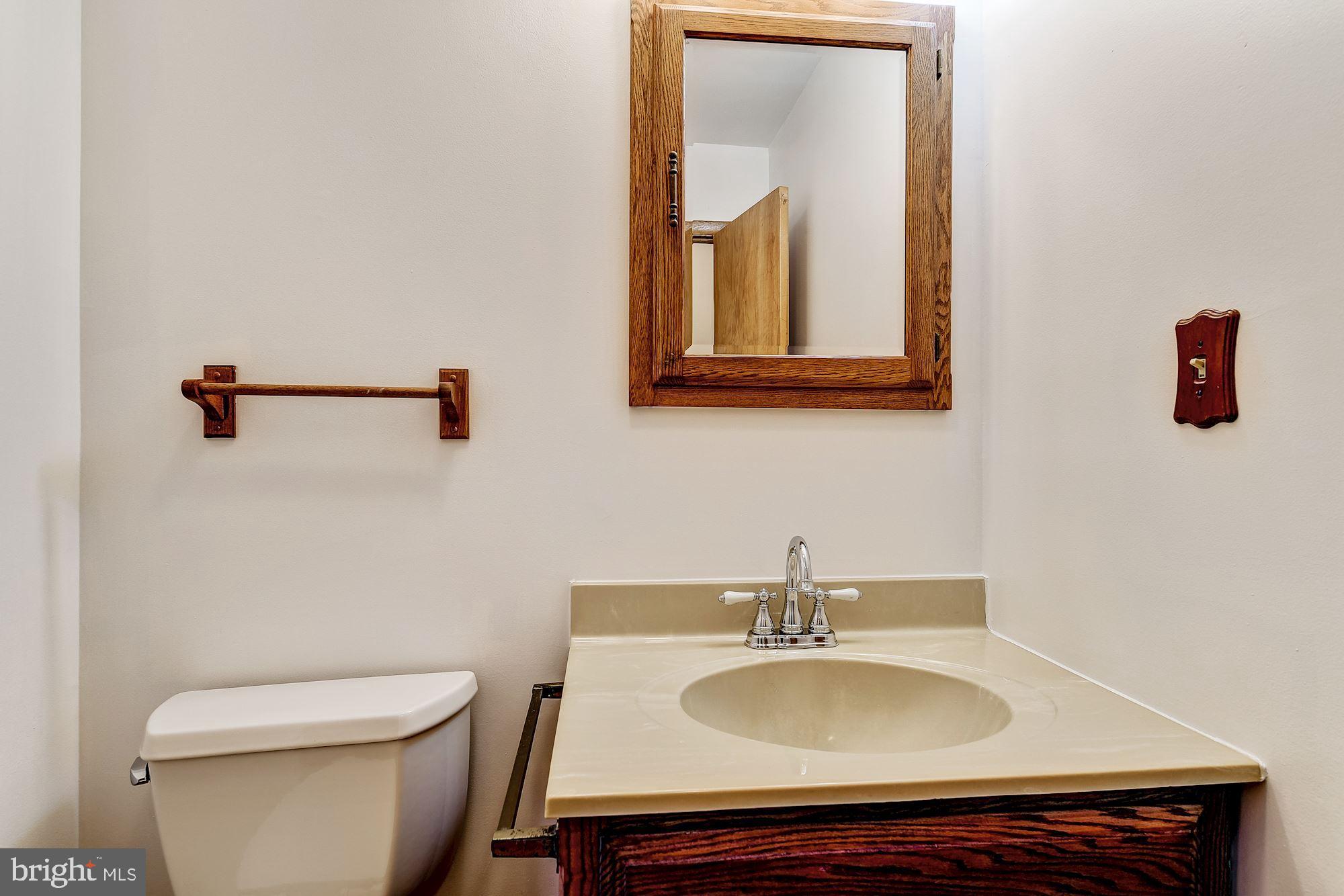 13211 Maple Grove Road Reisterstown, MD 21136 - Photo 20 of 38 Powder Room