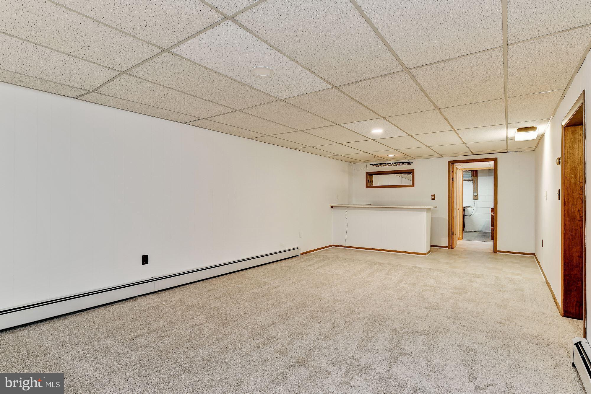 13211 Maple Grove Road Reisterstown, MD 21136 - Photo 21 of 38 Family Room | Bar