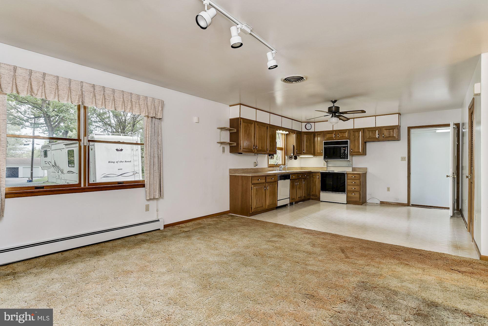 13211 Maple Grove Road Reisterstown, MD 21136 - Photo 26 of 38 In-Law Suite Living Room | Kitchen