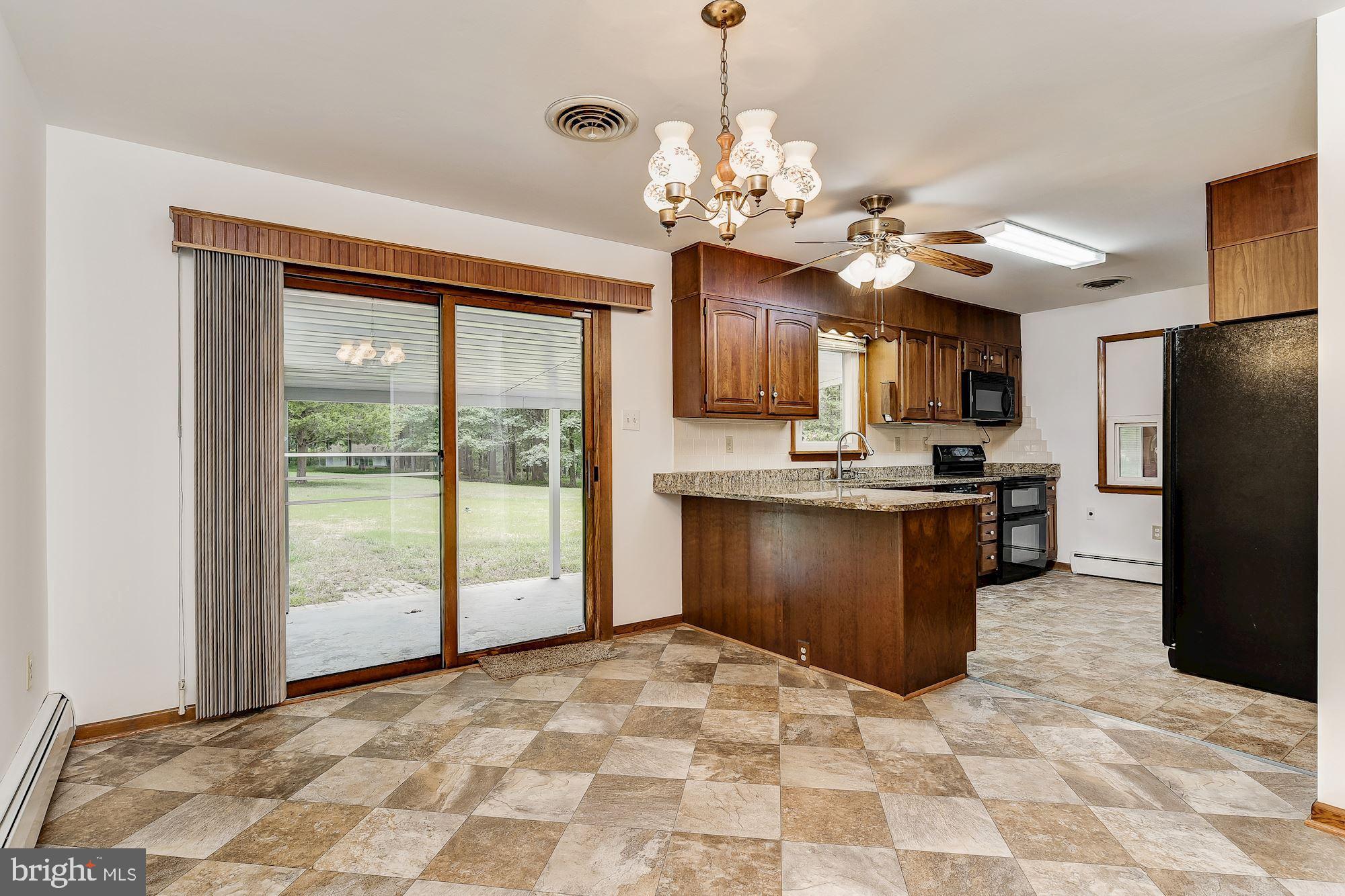 13211 Maple Grove Road Reisterstown, MD 21136 - Photo 5 of 38 Dining Room | Kitchen