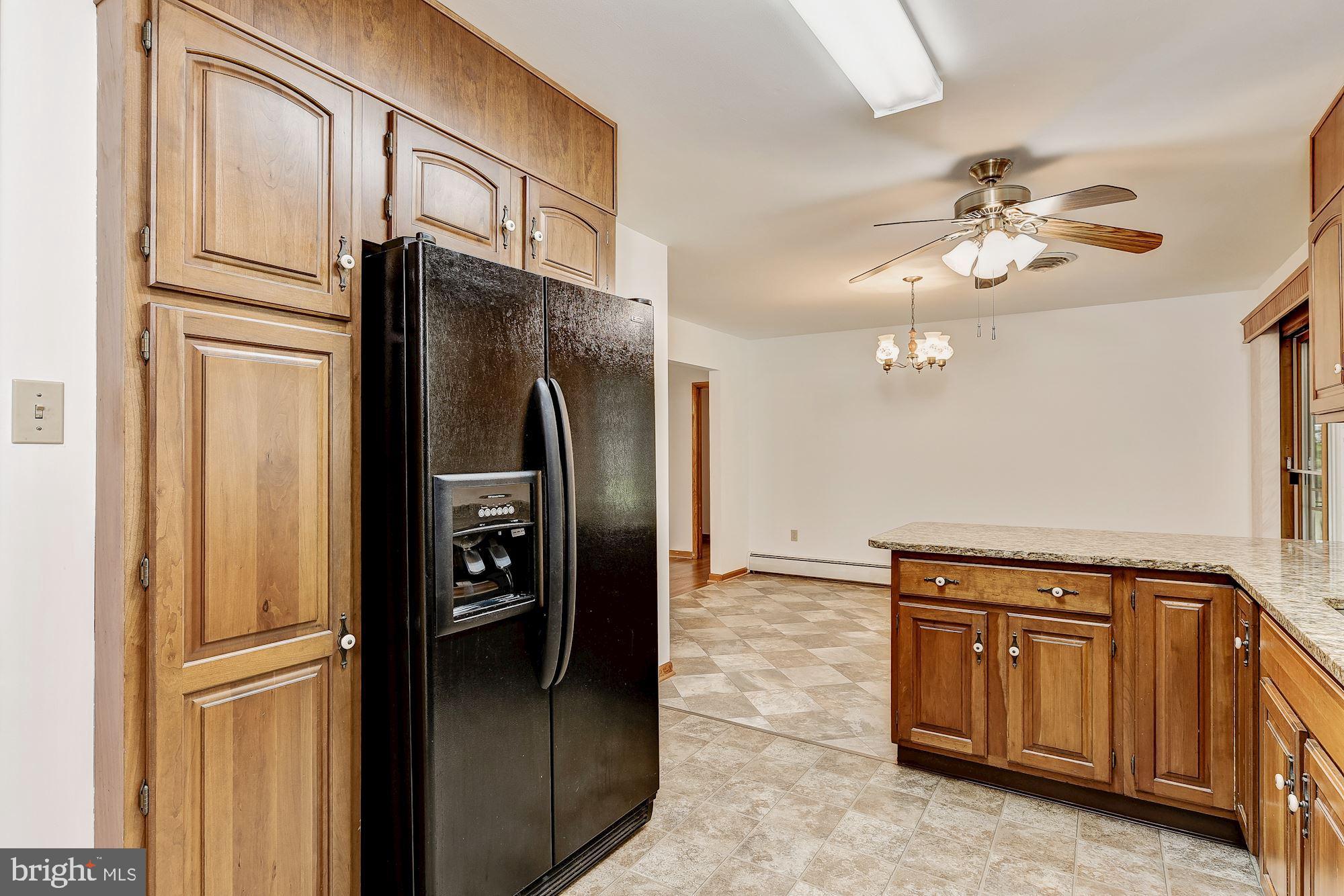 13211 Maple Grove Road Reisterstown, MD 21136 - Photo 7 of 38 Kitchen | Dining Room