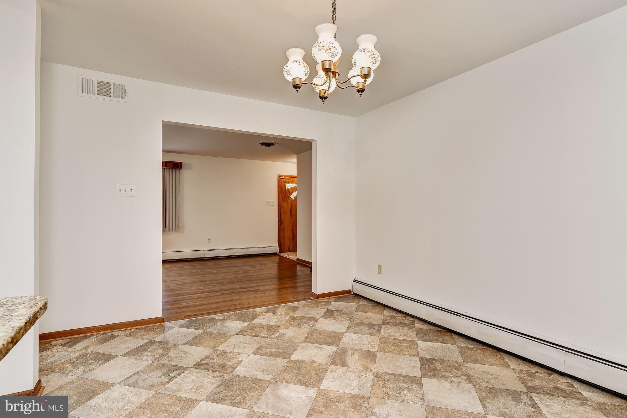 13211 Maple Grove Road Reisterstown, MD 21136 - Photo 10 of 38 Dining Room