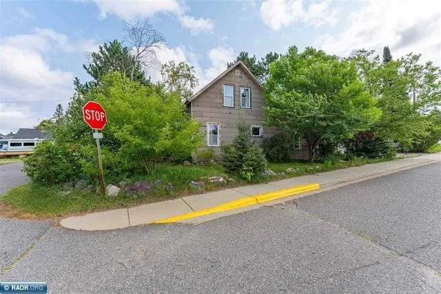 $59,000 | 24 2nd Avenue, Soudan, MN 55782