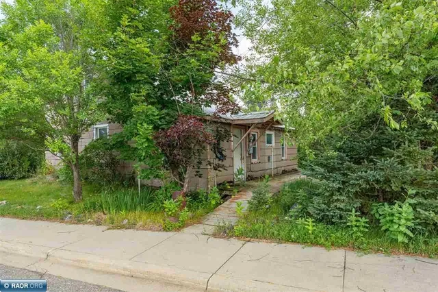 $59,000 | 24 2nd Avenue, Soudan, MN 55782