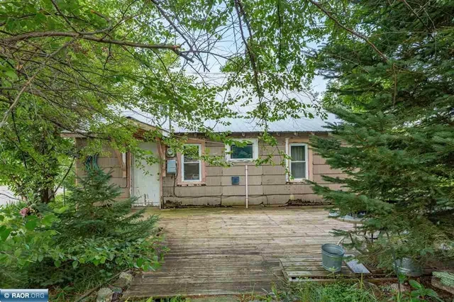 $59,000 | 24 2nd Avenue, Soudan, MN 55782