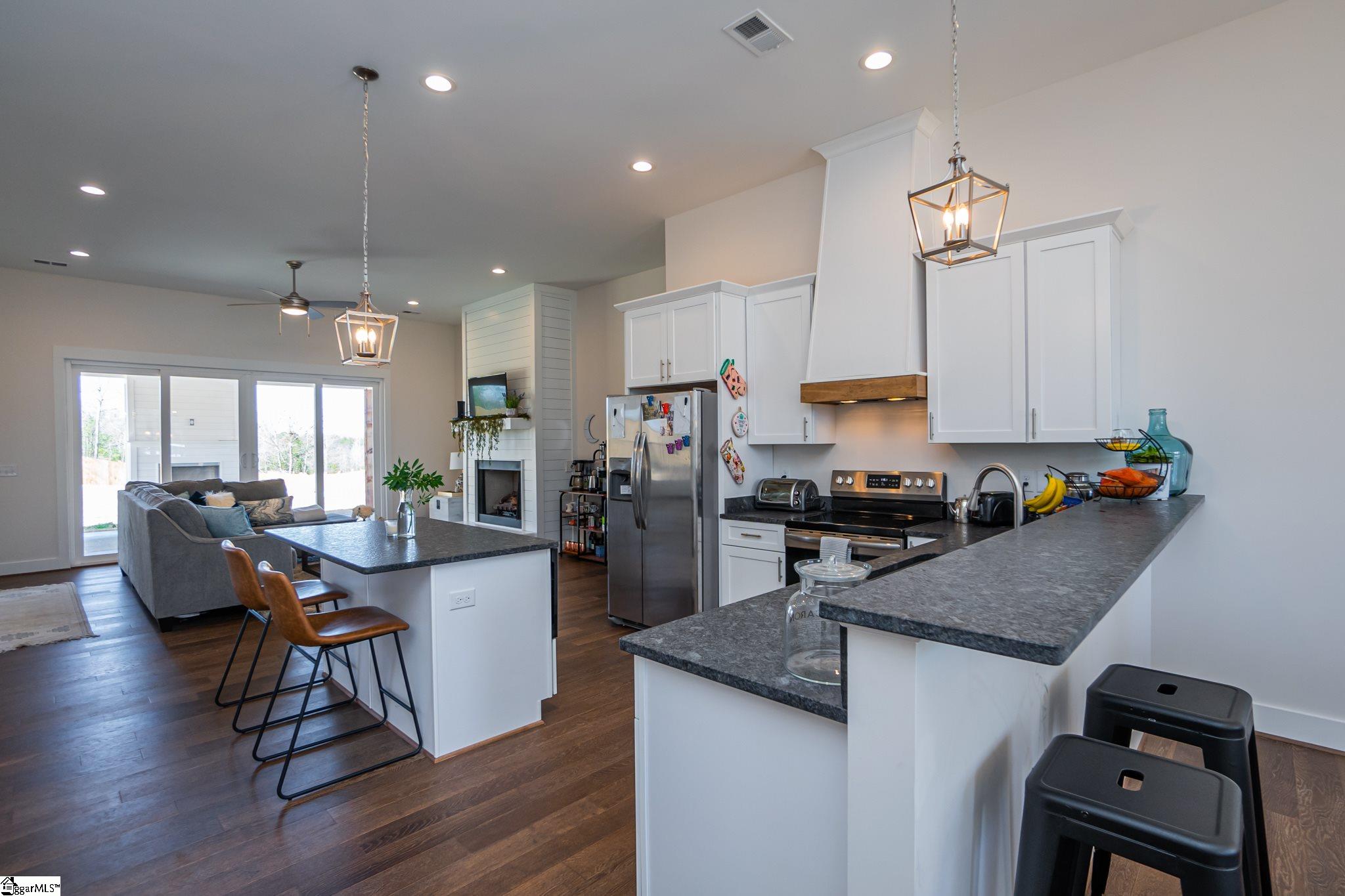 31 Groce Meadow Road Taylors, SC 29687 - Photo 5 of 30 Gallery Image 5