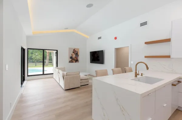 $1,400 | 2184 Appaloosa Trail, Wellington, FL 33414