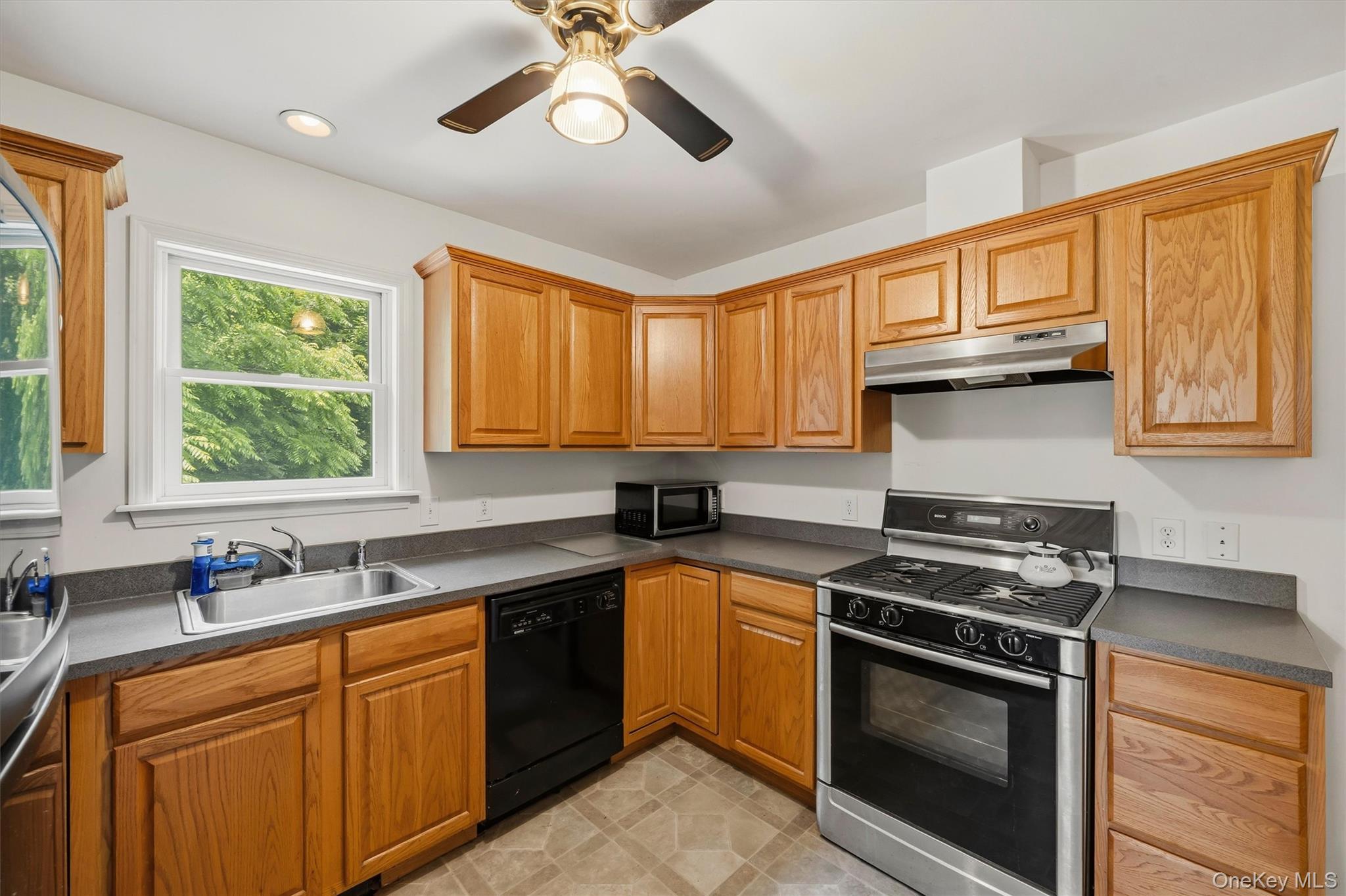 39 Overlook Road Monroe, NY 10950 - Photo 17 of 48