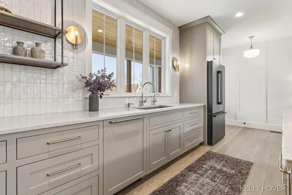 $2,100,000 | 402 Ottogan Hls Court, Byron Center, MI 49315