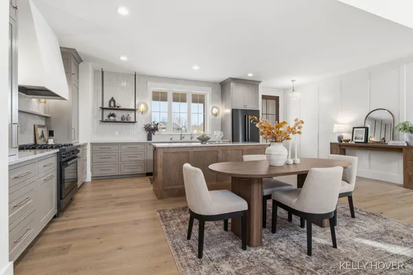 $2,100,000 | 402 Ottogan Hls Court, Byron Center, MI 49315