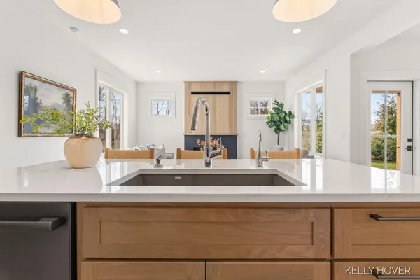 $2,100,000 | 402 Ottogan Hls Court, Byron Center, MI 49315