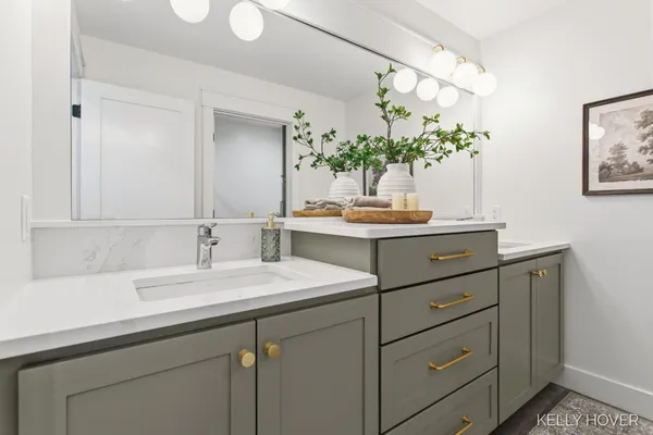 $2,100,000 | 402 Ottogan Hls Court, Byron Center, MI 49315