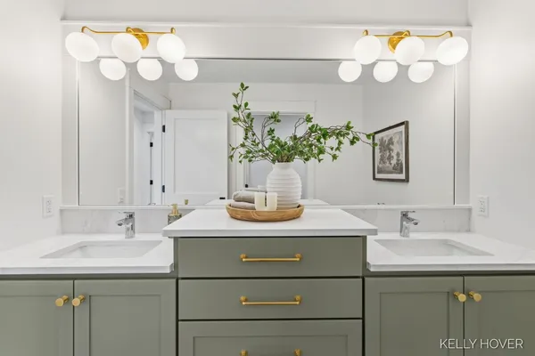 $2,100,000 | 402 Ottogan Hls Court, Byron Center, MI 49315