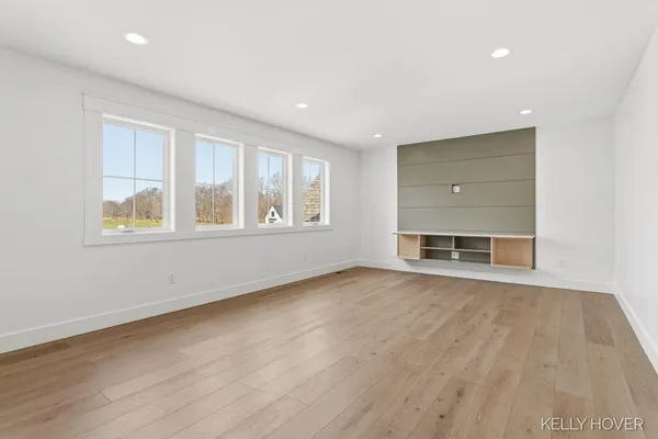 $2,100,000 | 402 Ottogan Hls Court, Byron Center, MI 49315