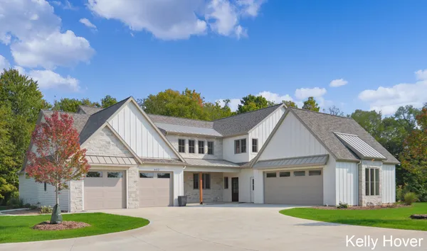 $2,100,000 | 402 Ottogan Hls Court, Byron Center, MI 49315