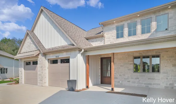 $2,100,000 | 402 Ottogan Hls Court, Byron Center, MI 49315