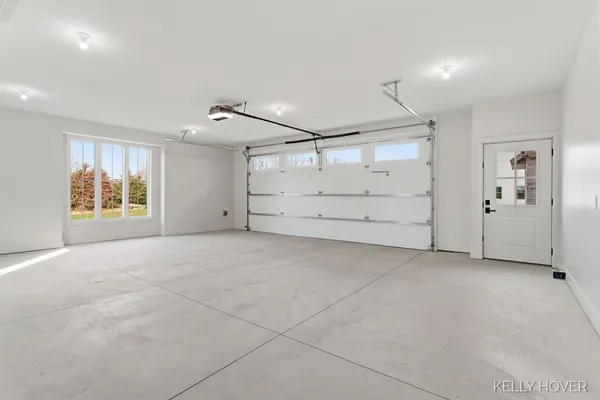 $2,100,000 | 402 Ottogan Hls Court, Byron Center, MI 49315