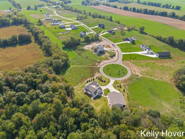 $2,100,000 | 402 Ottogan Hls Court, Byron Center, MI 49315