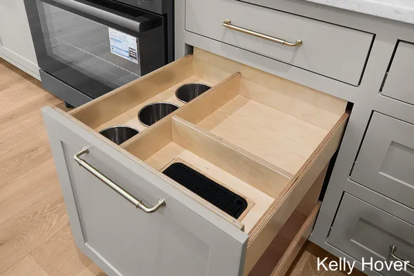 $2,100,000 | 402 Ottogan Hls Court, Byron Center, MI 49315