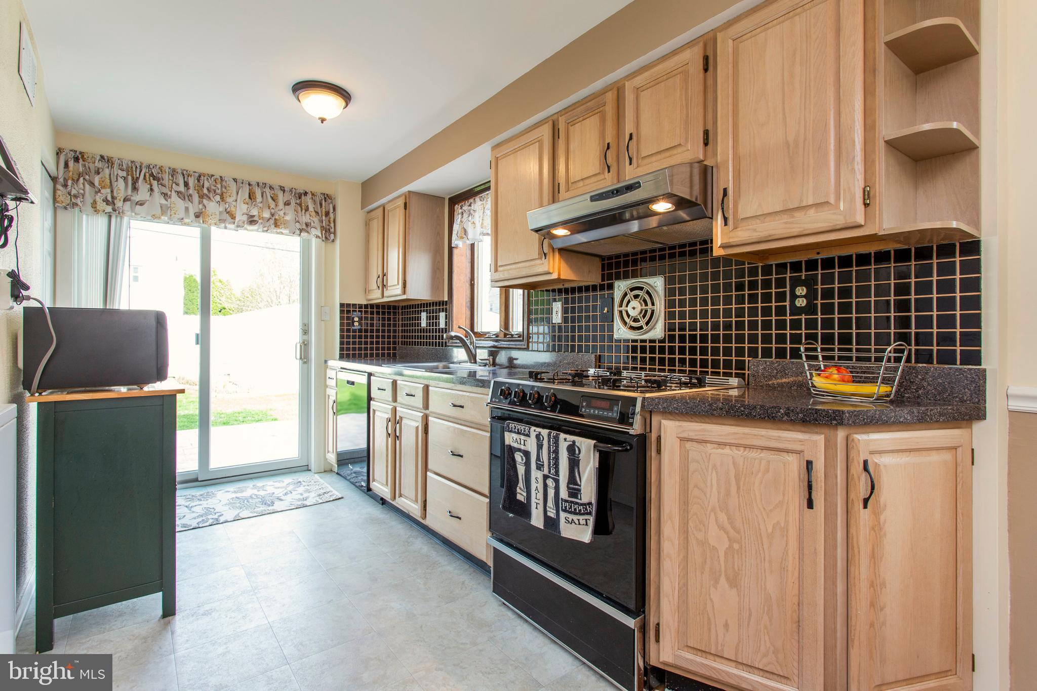 860 Cricket Road Secane, PA 19018 - Photo 14 of 24 Gallery Image 14