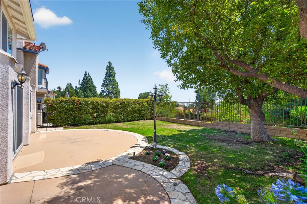 19468 Kilfinan Street Porter Ranch, CA 91326 - Photo 42 of 48 a view of a garden