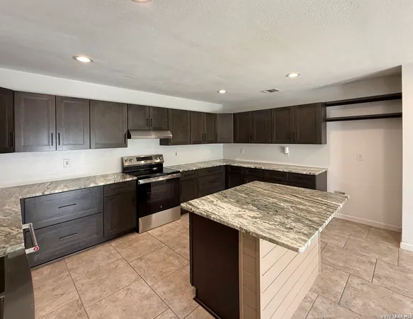$2,200 | 3014 Redrock Pass, San Antonio, TX 78259
