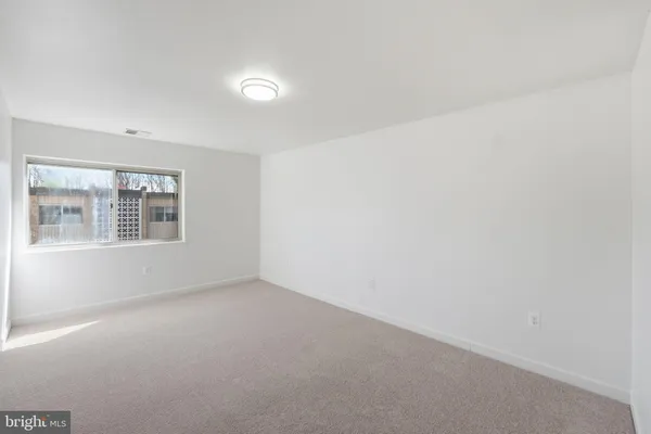 $275,000 | 12203 Academy Way, Unit 9, Rockville, MD 20852