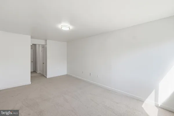 $275,000 | 12203 Academy Way, Unit 9, Rockville, MD 20852