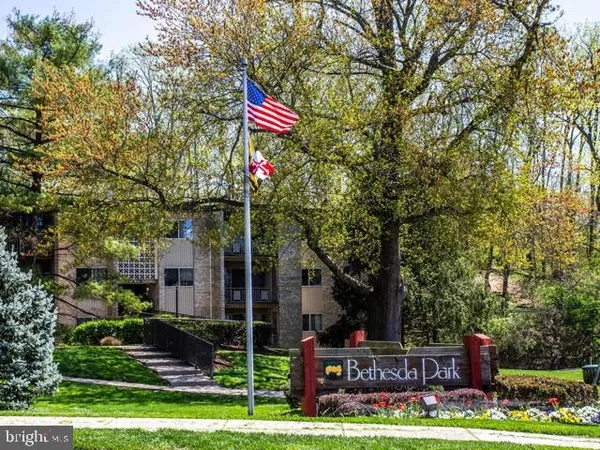 $275,000 | 12203 Academy Way, Unit 9, Rockville, MD 20852