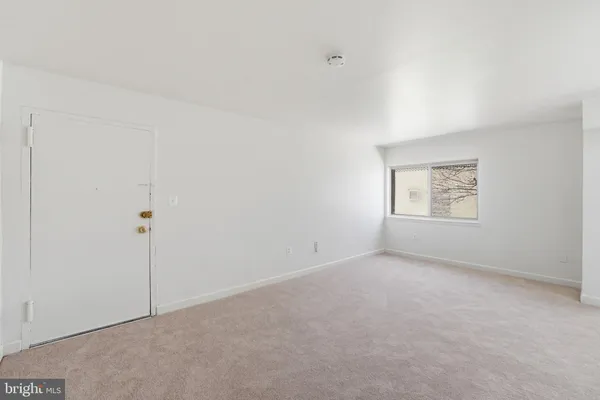 $275,000 | 12203 Academy Way, Unit 9, Rockville, MD 20852