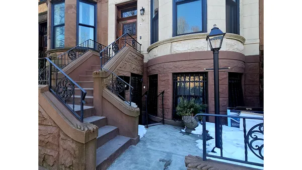 $4,600 | 474 1st Street | Park Slope