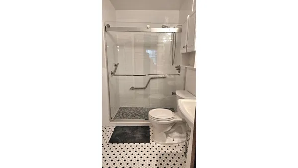 $4,600 | 474 1st Street | Park Slope