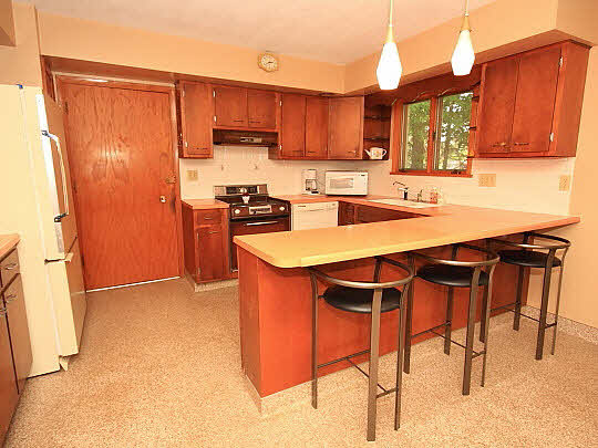 3548 Spring Creek Road Belvidere, IL 61008 - Photo 5 of 11 Gallery Image 5