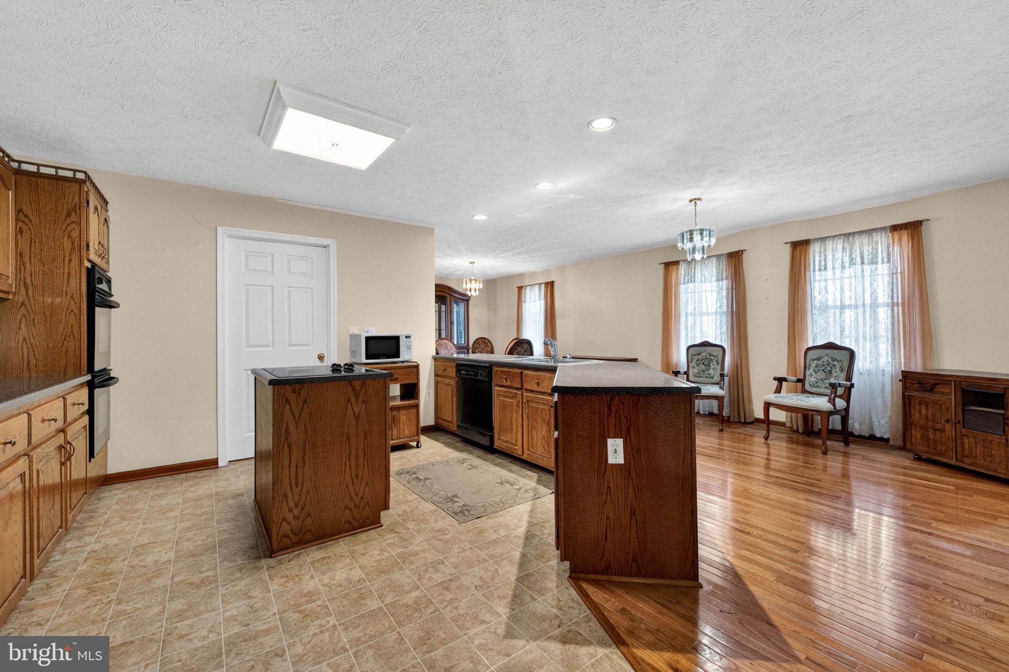 6315 Ida Road Stanley, VA 22851 - Photo 13 of 83 Eat In Kitchen with Dining Area