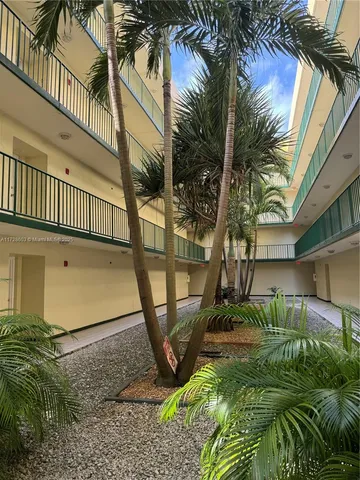 $280,000 | 8320 Northwest 8th Street, Unit 2313, Miami, FL 33126