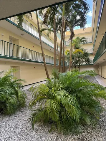 $280,000 | 8320 Northwest 8th Street, Unit 2313, Miami, FL 33126
