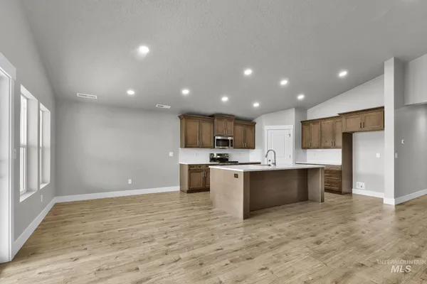 $415,000 | 320 North 12th, Parma, ID 83660