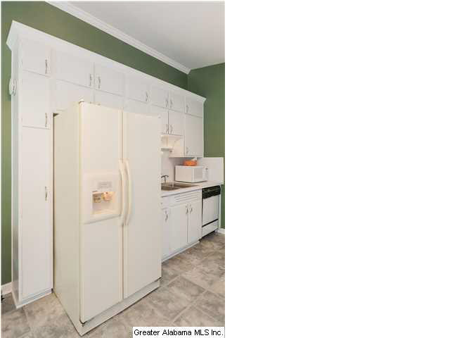 4375 MountainDale Road Birmingham, AL 35213 - Photo 13 of 32